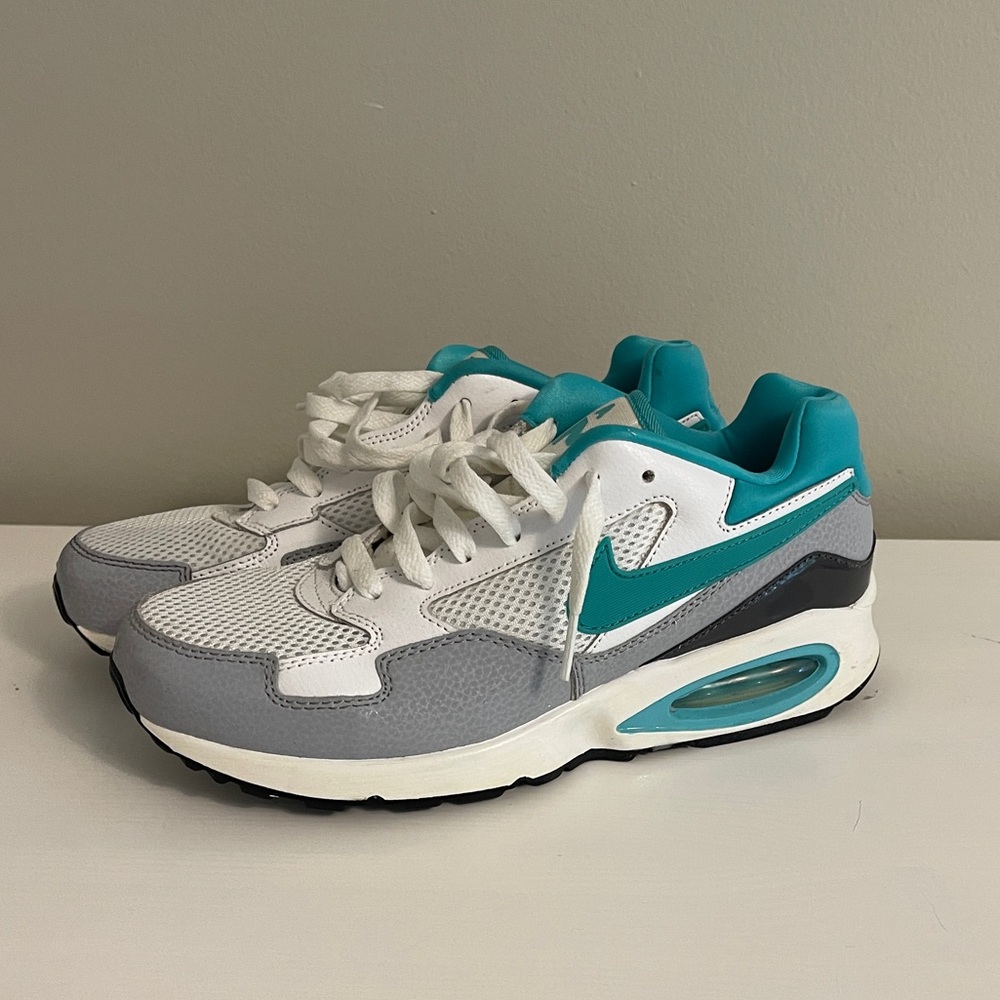 Womens Nike Air Max Size 8.5
